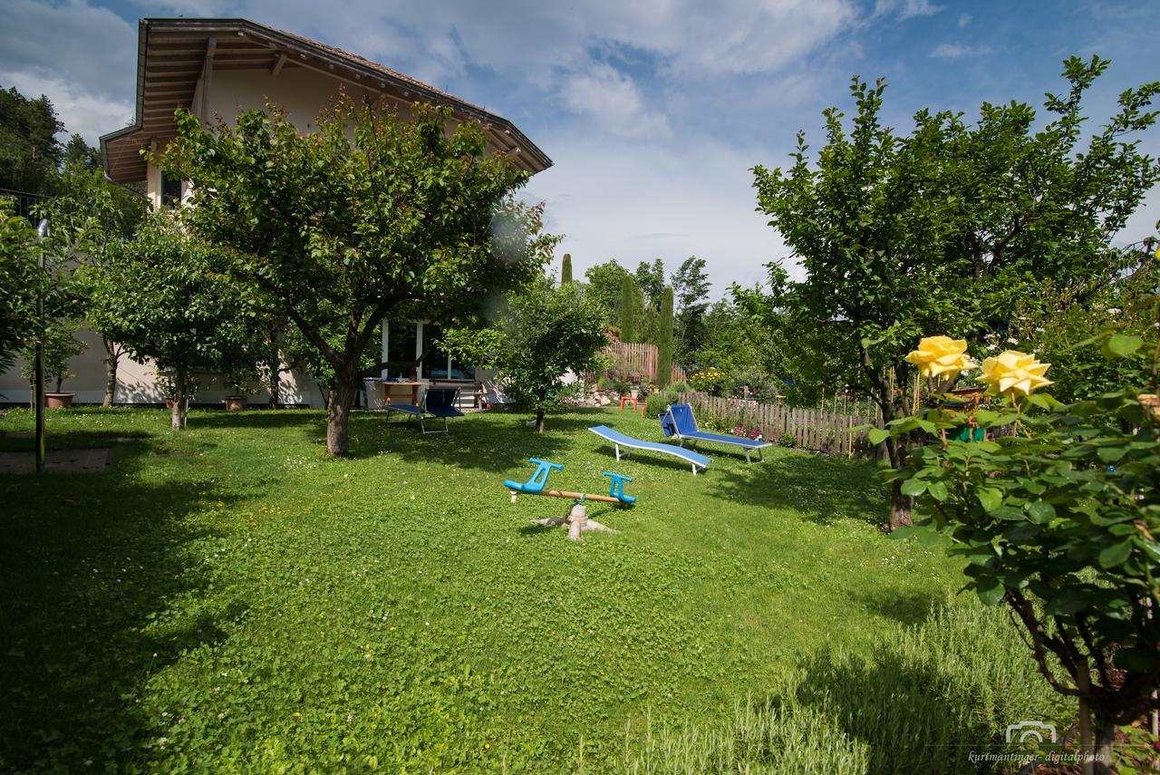 Kreuzstein Bed&Breakfast Appiano Sulla Strada Del Vino Ngoại thất bức ảnh